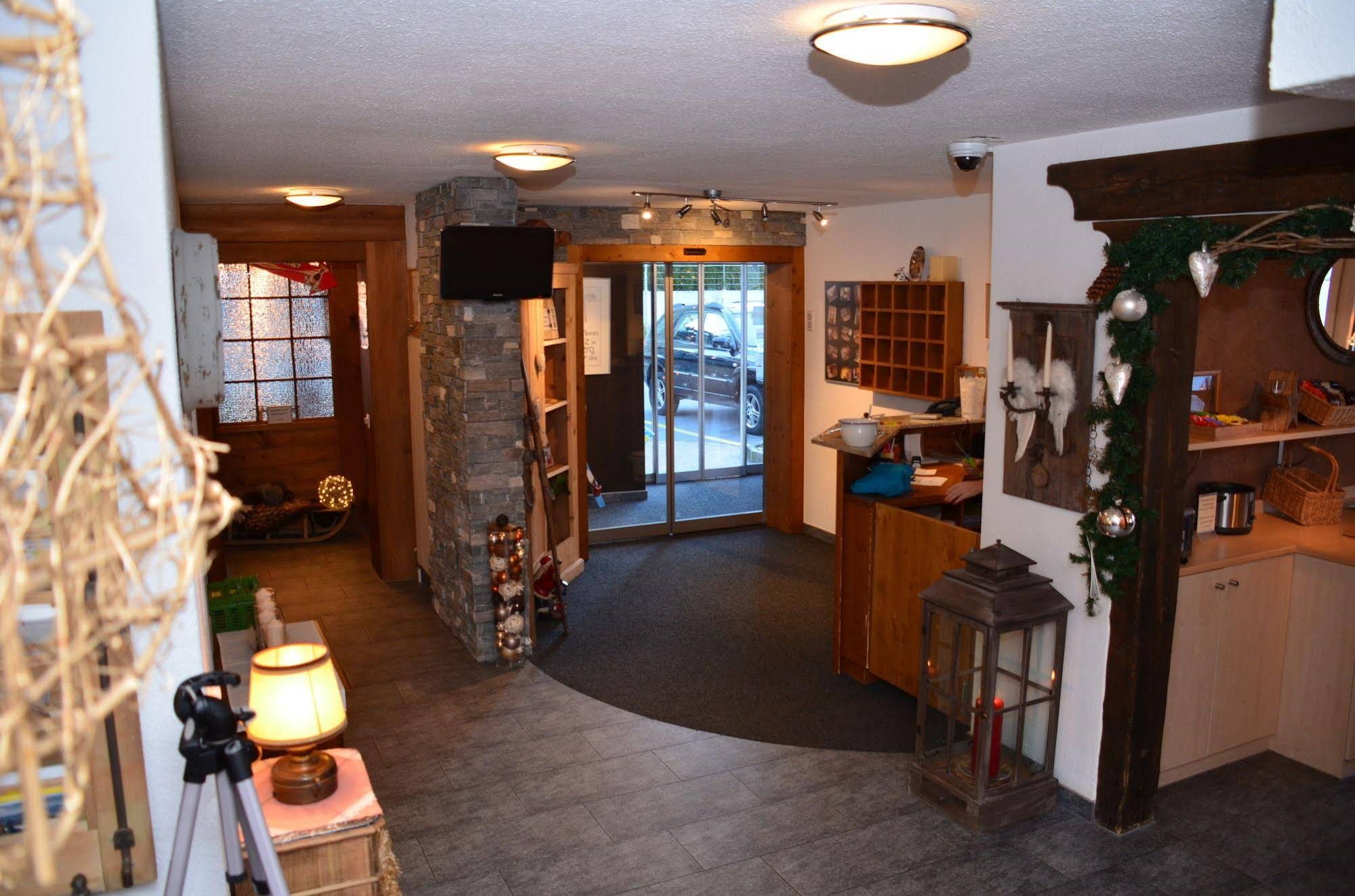 Hotel BelmontOver view