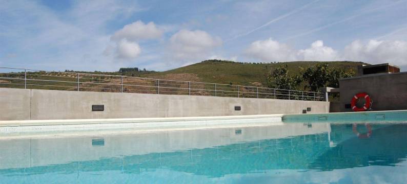 克恩塔德斯卡斯塔昂赫尔罗斯-特日斯姆乡村酒店(Quinta Dos Castanheiros - Turismo Rural)图片