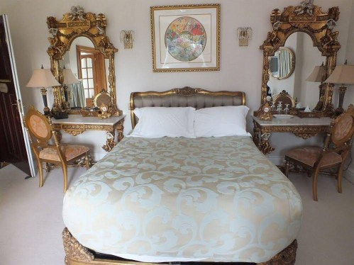 Pines HotelOver view