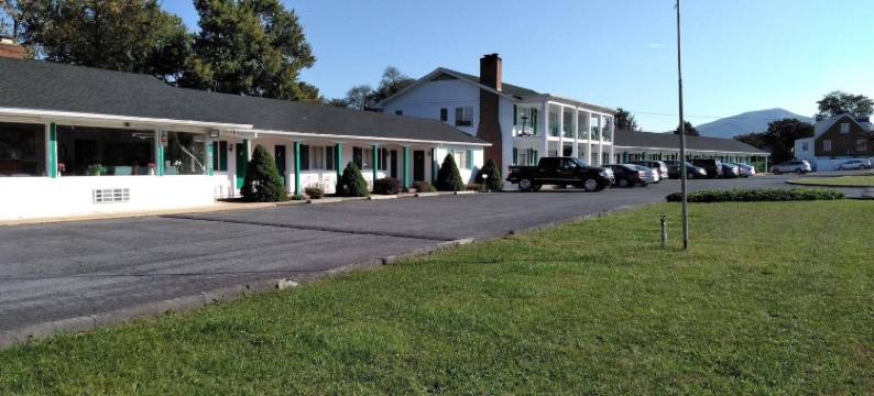 红衣主教旅馆(The Cardinal Inn)图片