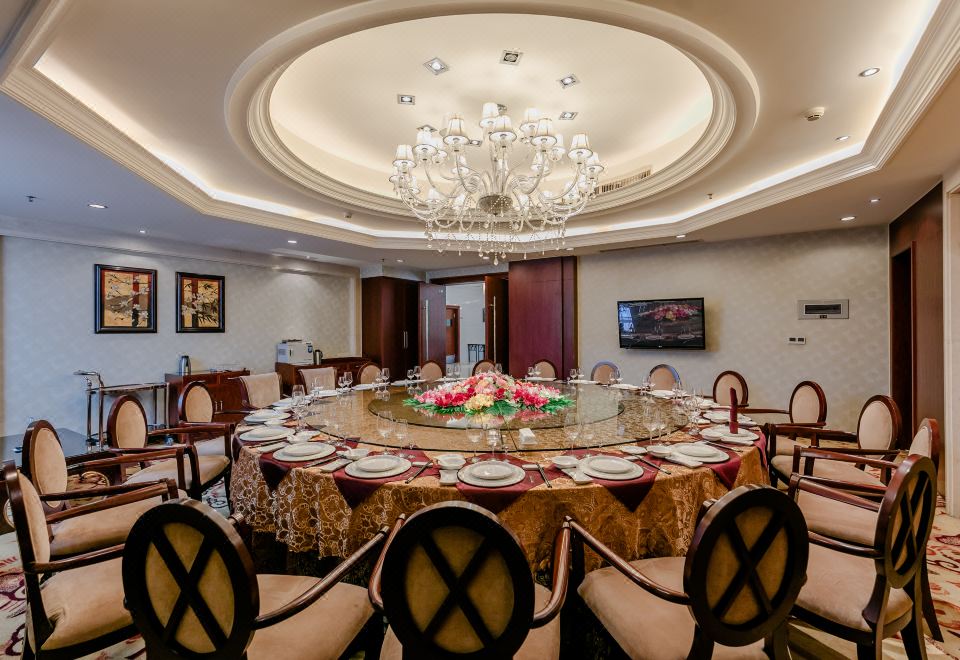 Qingshen Hotel Hotel Overview