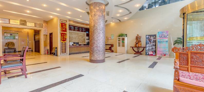 鸿腾三馆商务酒店(济南会展中心店)图片