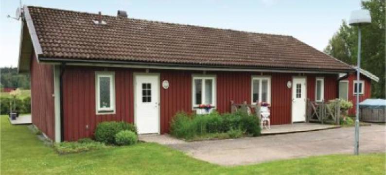 图鲁普四卧室度假屋(Four-Bedroom Holiday Home in Torup)图片