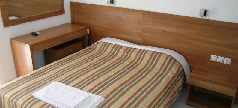 美格达斯卡玛雷斯酒店(Kamares Apartments EE)图片