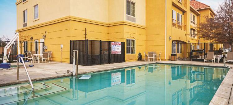 弗雷斯诺西北拉昆塔温德姆套房酒店(La Quinta Inn & Suites by Wyndham Fresno Northwest)图片
