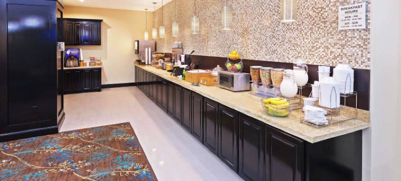 马歇尔拉昆塔温德姆套房酒店(La Quinta Inn & Suites by Wyndham Marshall)图片