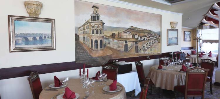 石桥酒店(Stone Bridge Hotel)图片