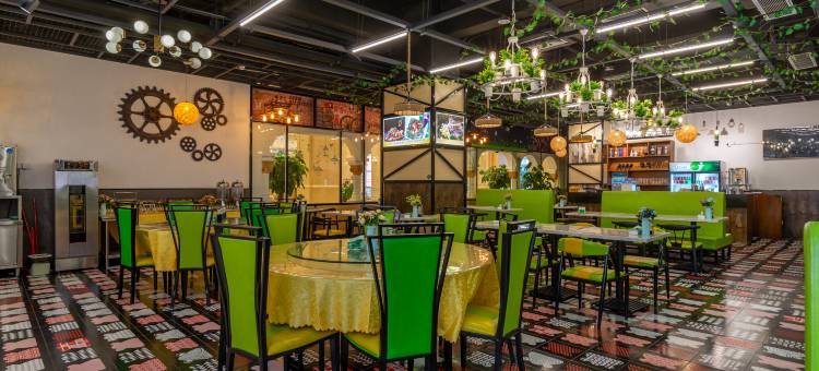 维也纳国际酒店(惠州新圩政府广场店)图片