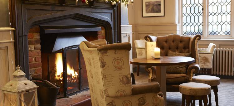 布兰特里白鹿酒店 - 格林国王旅馆(White Hart Hotel by Greene King Inns)图片