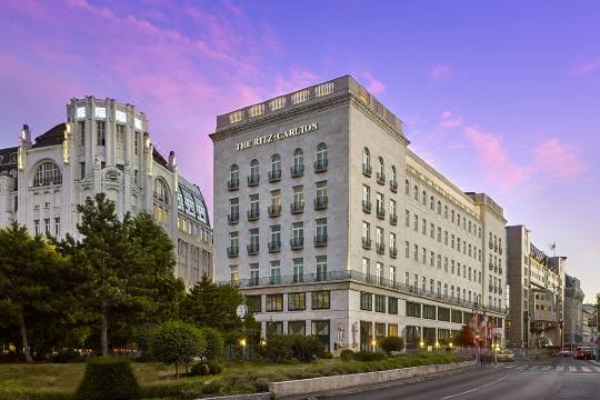 布达佩斯丽思卡尔顿酒店(the ritz-carlton, budapest)预订价格,联系