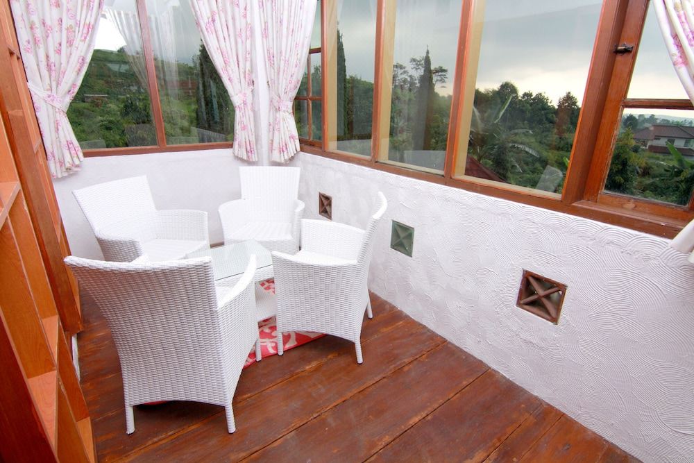 Villa Chavaminerva Dima Ciater Highland Resort Bandung - 