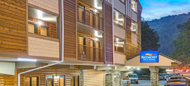 加特林堡河边呗盟套房酒店(Baymont by Wyndham Gatlinburg on the River)图片