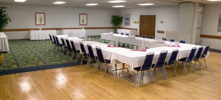 马里内特河畔贝斯特韦斯特酒店(Best Western Riverfront Inn)图片