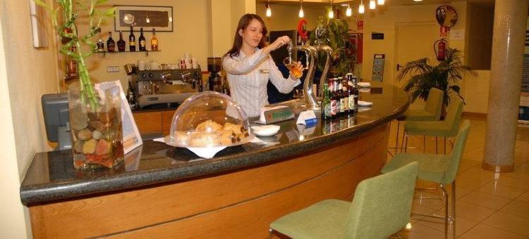 马德里圣塞巴斯蒂安德洛斯雷耶斯智选假日酒店(Holiday Inn Express Madrid-San Sebastian D/L Reyes)图片