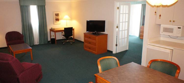 莫林机场拉昆塔温德姆酒店(La Quinta Inn by Wyndham Moline Airport)图片