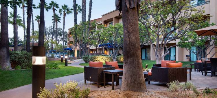 洛杉矶托伦斯/帕洛斯弗德斯万怡酒店(Courtyard Los Angeles Torrance/Palos Verdes)图片