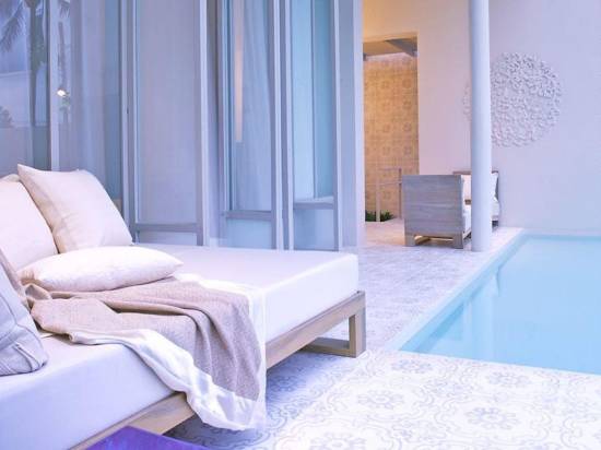 普吉島莎拉邁考海灘度假村