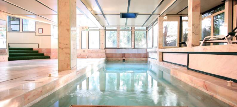 里勒河美丽岛(Belle Isle Sur Risle)图片