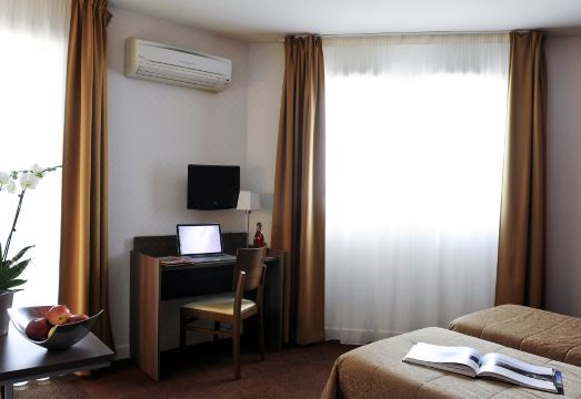 Appart-Hôtel Mer & Golf City Perpignan Centre Hotel Overview