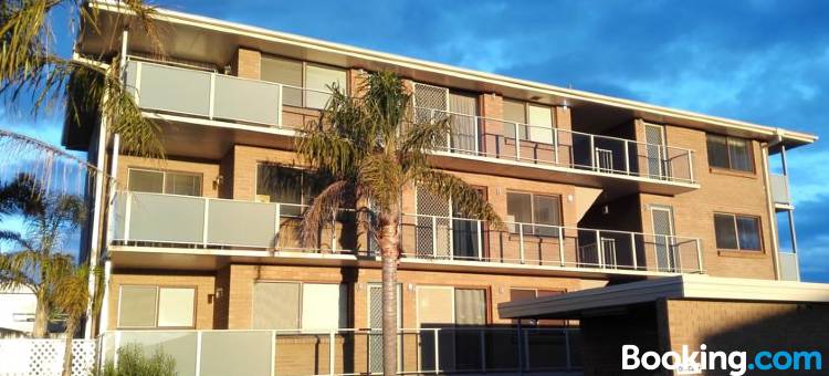 纳鲁马棕榈度假公寓酒店(Narooma Palms Holiday Apartments)图片