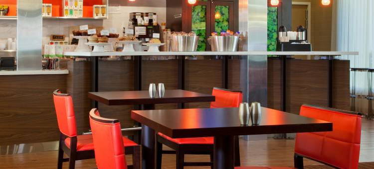 圣何塞库比蒂诺万怡酒店(Courtyard San Jose Cupertino)图片