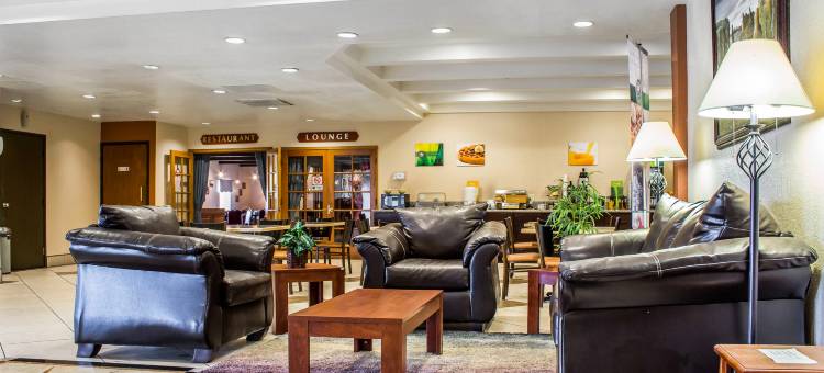 温斯洛 I-40 凯隆华晟酒店(Clarion Pointe Winslow I-40)图片