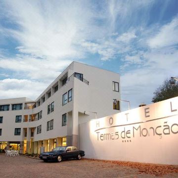 碧恩斯塔蒙桑温泉酒店(Hotel Bienestar Termas de Moncao)图片
