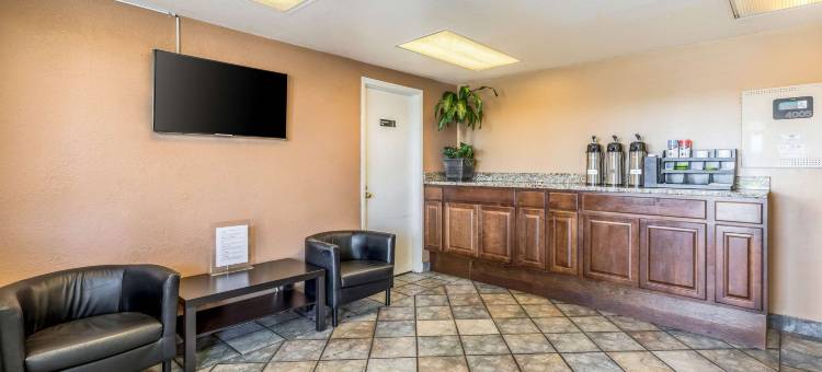 罗德威酒店-费尔格朗斯(Rodeway Inn Fairgrounds-Casino)图片