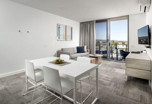 Quest Midland Hotel Overview