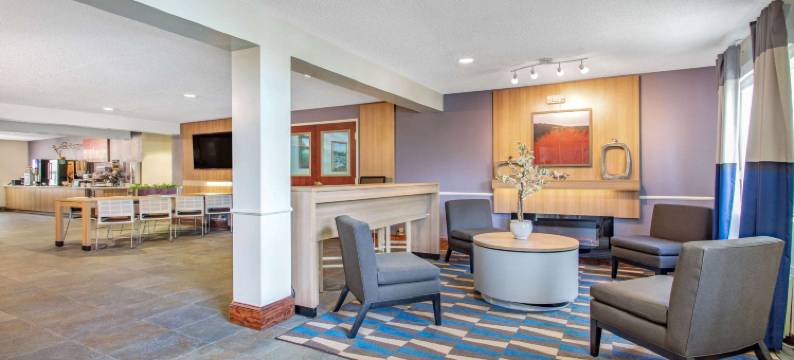 利灵顿-近坎贝尔大学麦客达套房酒店(Microtel Inn & Suites by Wyndham Lillington / Campbell Univ)图片