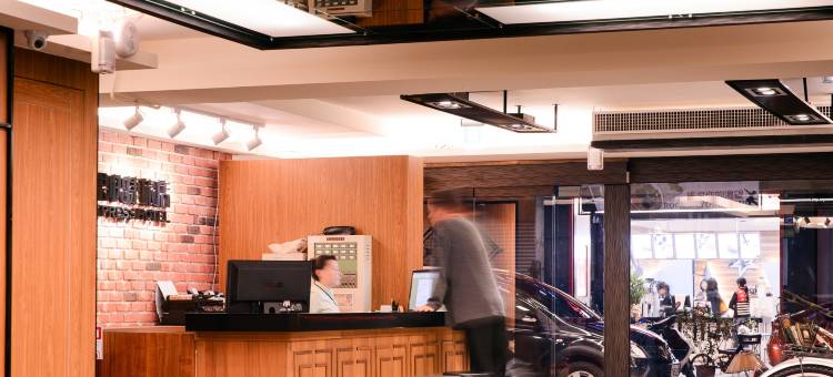 奇异果快捷旅店(台中成功店)图片