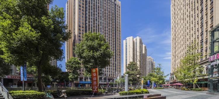 成都泓涵酒店(龙湖时代天街电子科大清水河校区店)图片