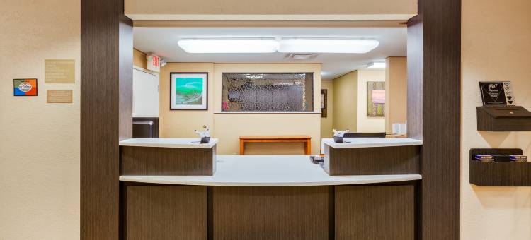 Candlewood Suites 梅德福(Candlewood Suites Medford)图片