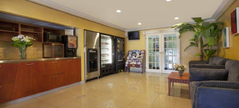 多伦多北列治文山加拿大最佳价值酒店(Canadas Best Value Inn Richmond Hill)图片