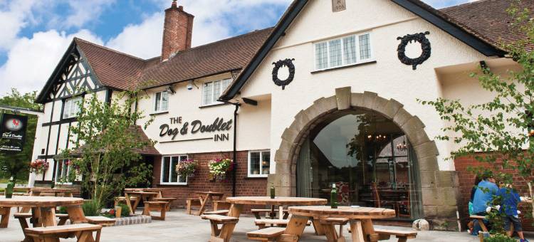 多格双峰旅馆(The Dog & Doublet Inn)图片