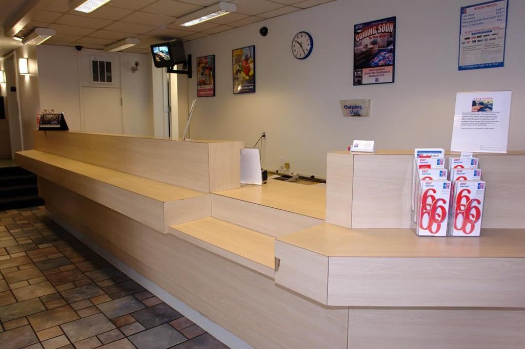 Motel 6 Boston West Framingham Hotel Reviews And Room Rates - 