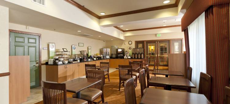 安大略省安大略米尔斯丽怡酒店(Country Inn & Suites by Radisson, Ontario at Ontario Mills, CA)图片