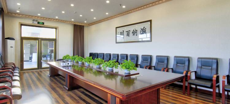 悦豪·假日酒店(敦化高铁站店)图片