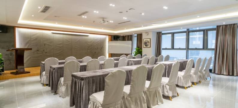 扬州颐和酒店(京华城火车站店)图片