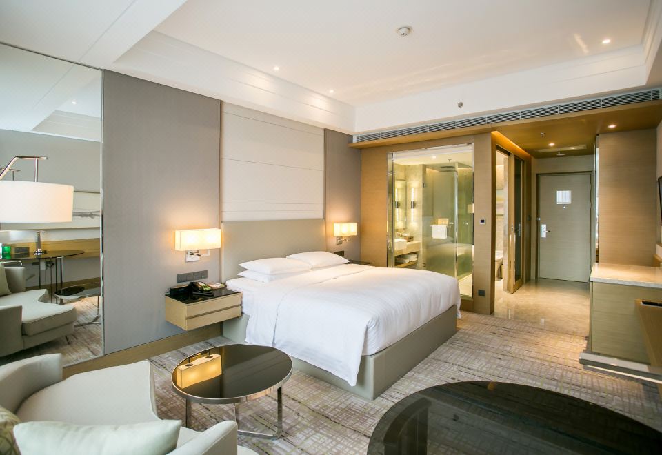 Courtyard By Marriott XinchangHotel Overview