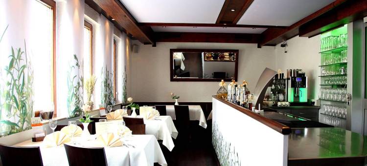 族瑞特酒店及餐厅(Hotel & Restaurant Zum Reussenstein)图片