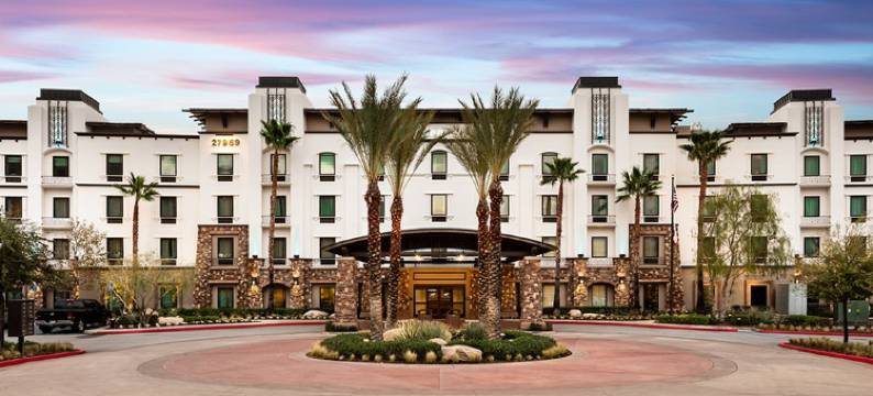 熊温泉酒店(Bear Springs Hotel)图片