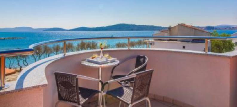 Aquarius Apartments - Beachside with Heated Pool图片