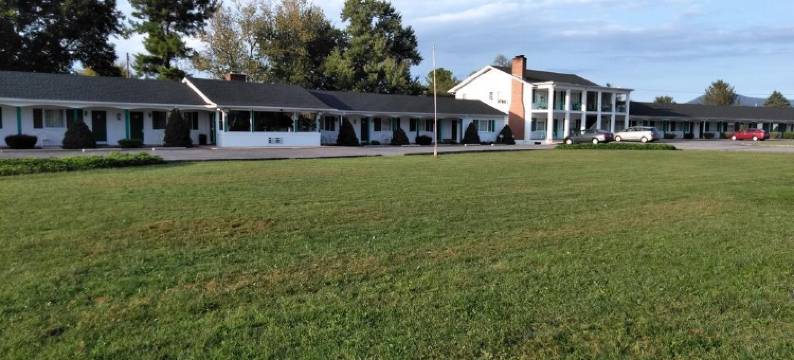 红衣主教旅馆(The Cardinal Inn)图片