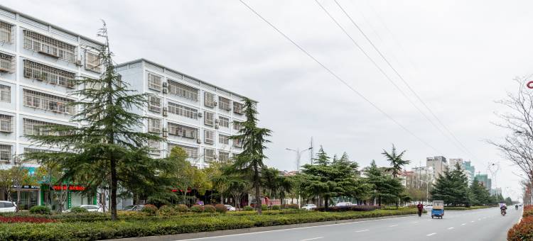 雅斯特酒店(石首解放大道店)图片