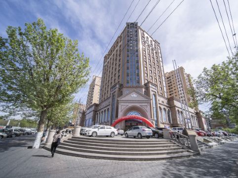 伊宁突玛丽斯大饭店