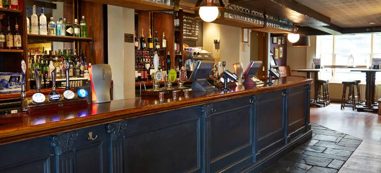 怀特岛温泉酒店 - 格林国王旅馆(Fountain Inn by Greene King Inns)图片