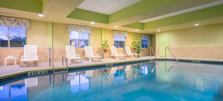 智选假日套房酒店奎克敦(Holiday Inn Express & Suites Quakertown - Allentown Area)图片