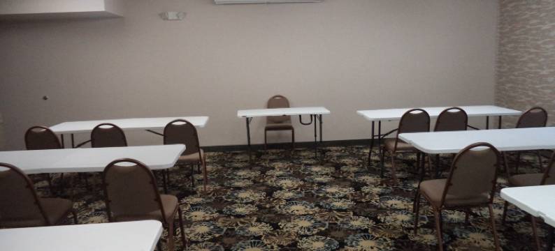 Holiday Inn Express 拉洪塔(Holiday Inn Express LA JUNTA by IHG)图片