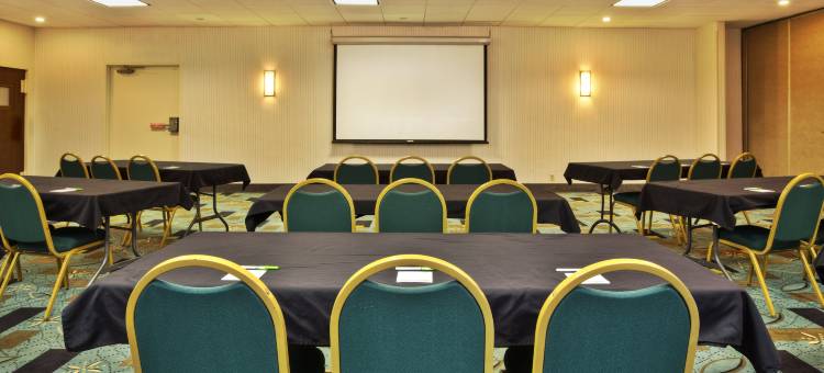 普拉茨堡温德姆戴斯就嗲(Days Inn by Wyndham Plattsburgh)图片